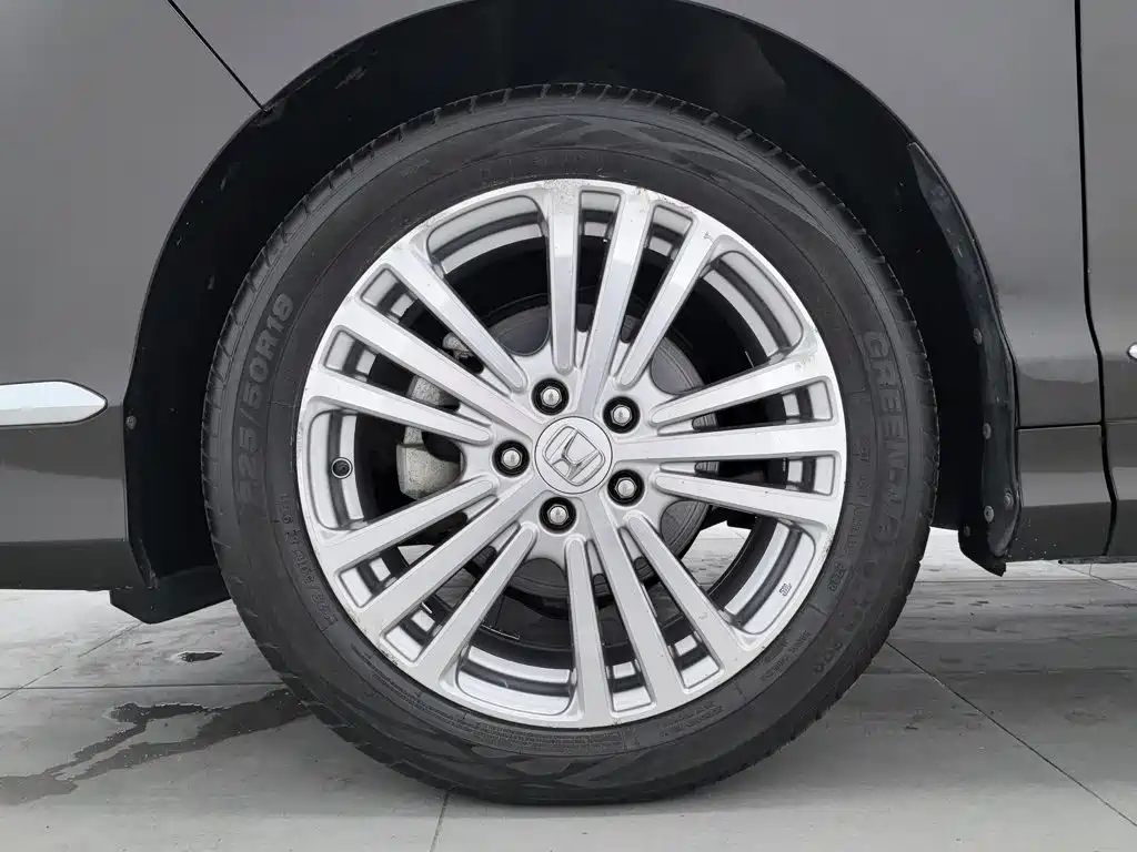 Honda Elysion — миниатюра 17