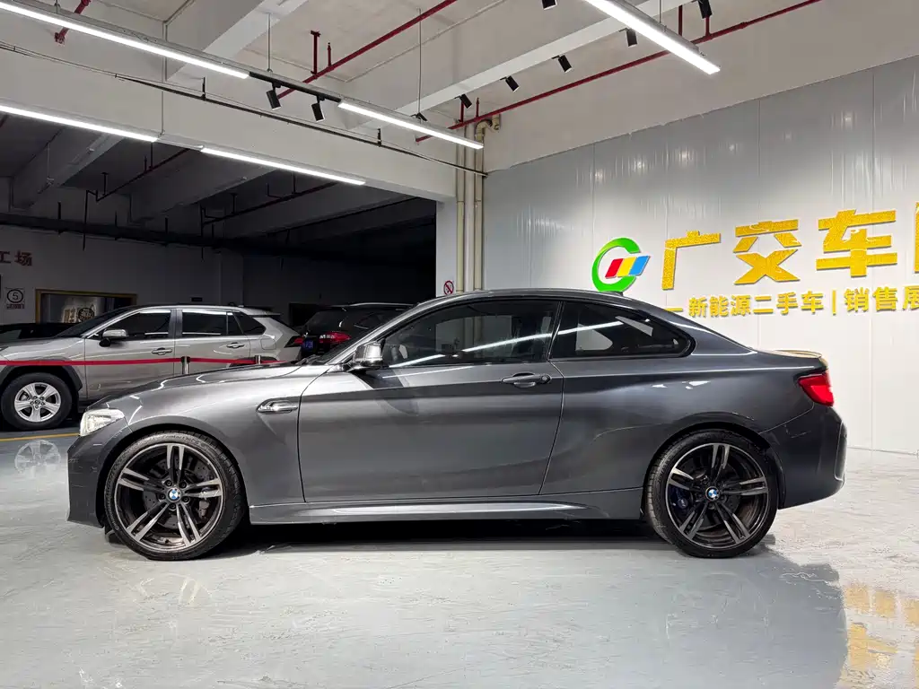 BMW M2 — миниатюра 4