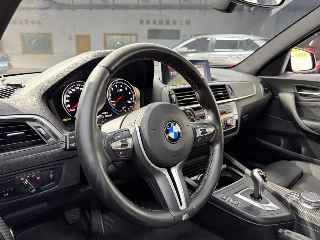 BMW M2 — миниатюра 13