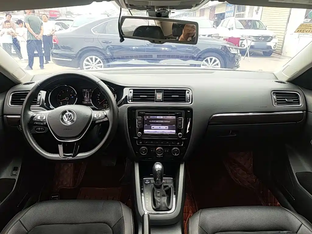 Volkswagen Sagitar — миниатюра 10