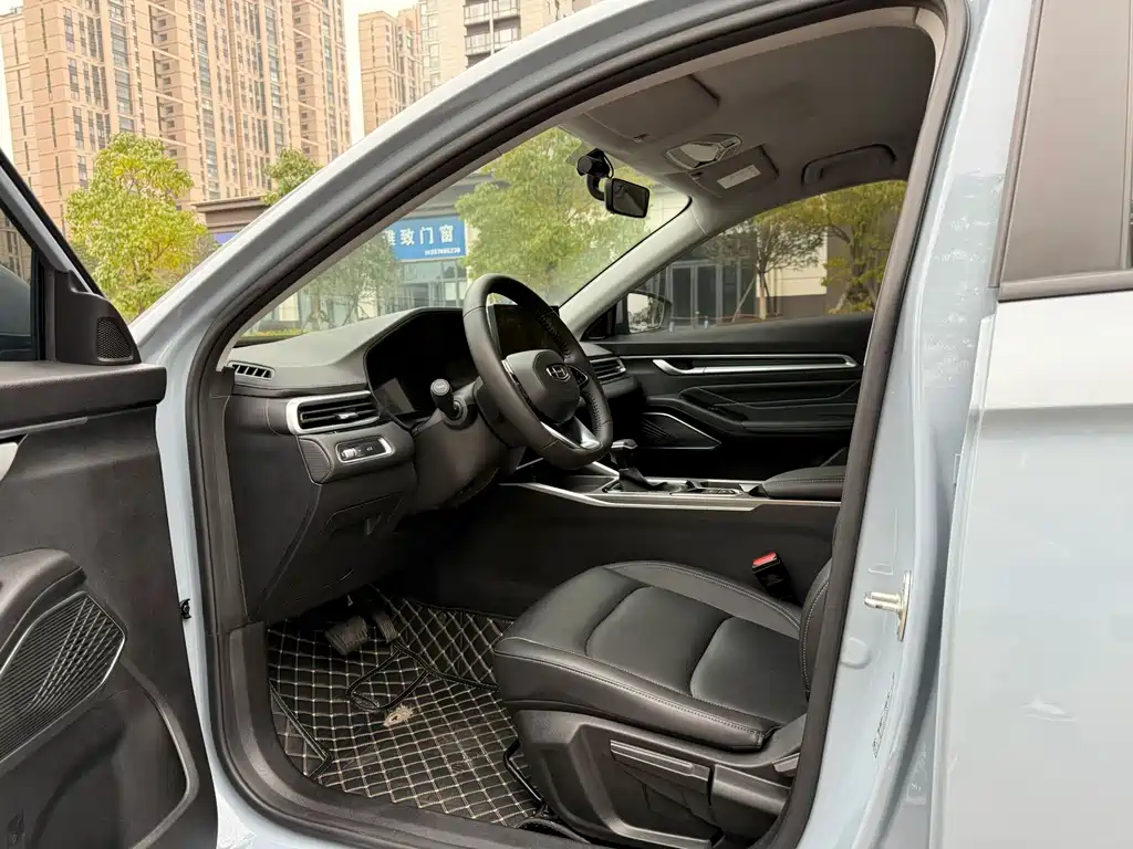 GEELY AUTOMOBILE EMGRAND