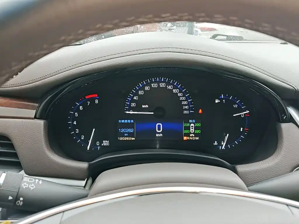 Cadillac XTS — миниатюра 12