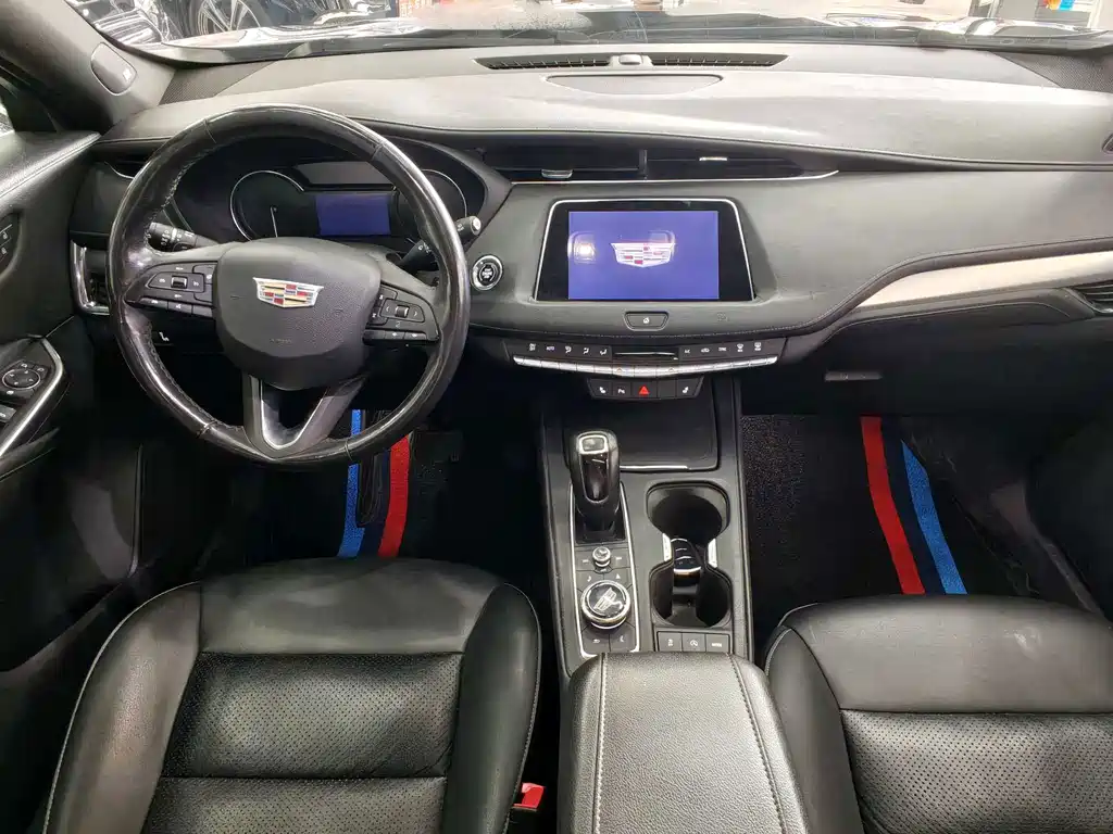 Cadillac XT4 — миниатюра 9