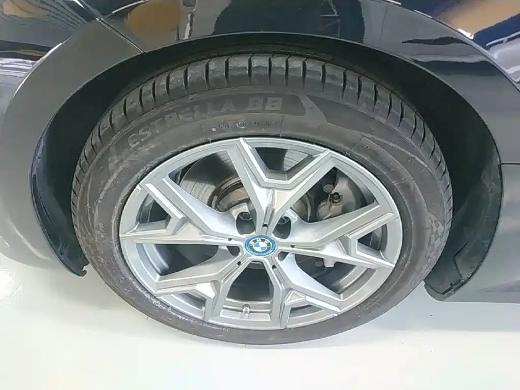BMW i3 — миниатюра 23