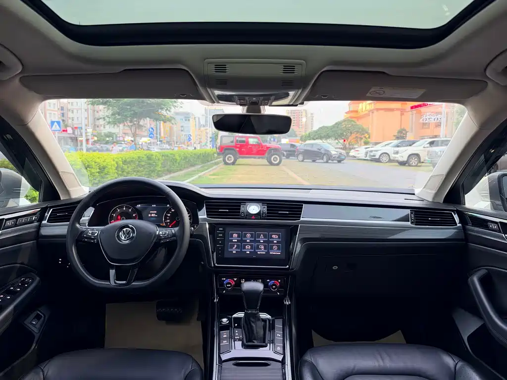 Volkswagen Phideon — миниатюра 18