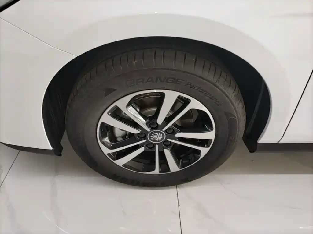 BYD Qin PLUS — миниатюра 23