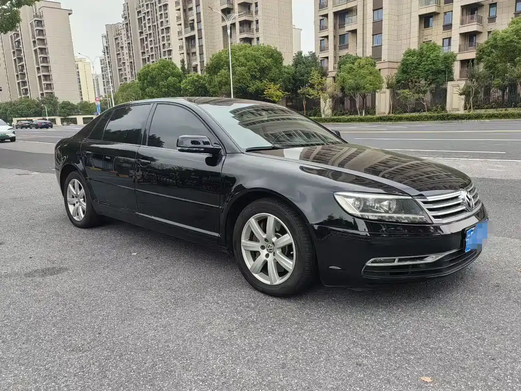 Volkswagen Phaeton — миниатюра 3