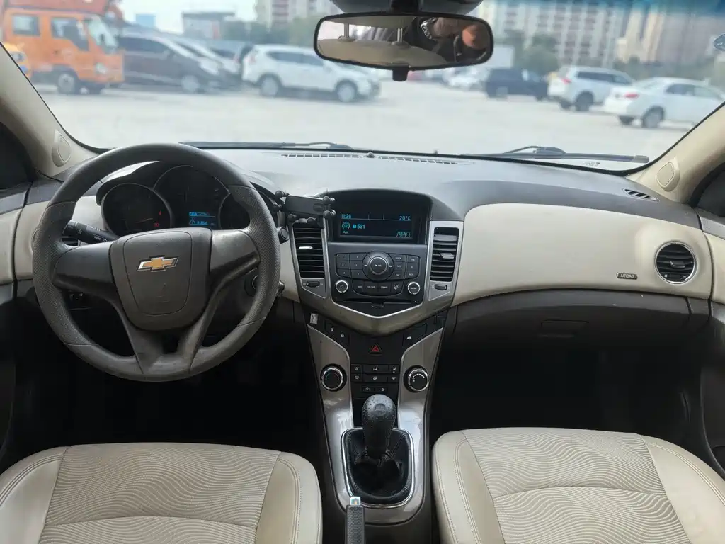 Chevrolet Cruze — миниатюра 5