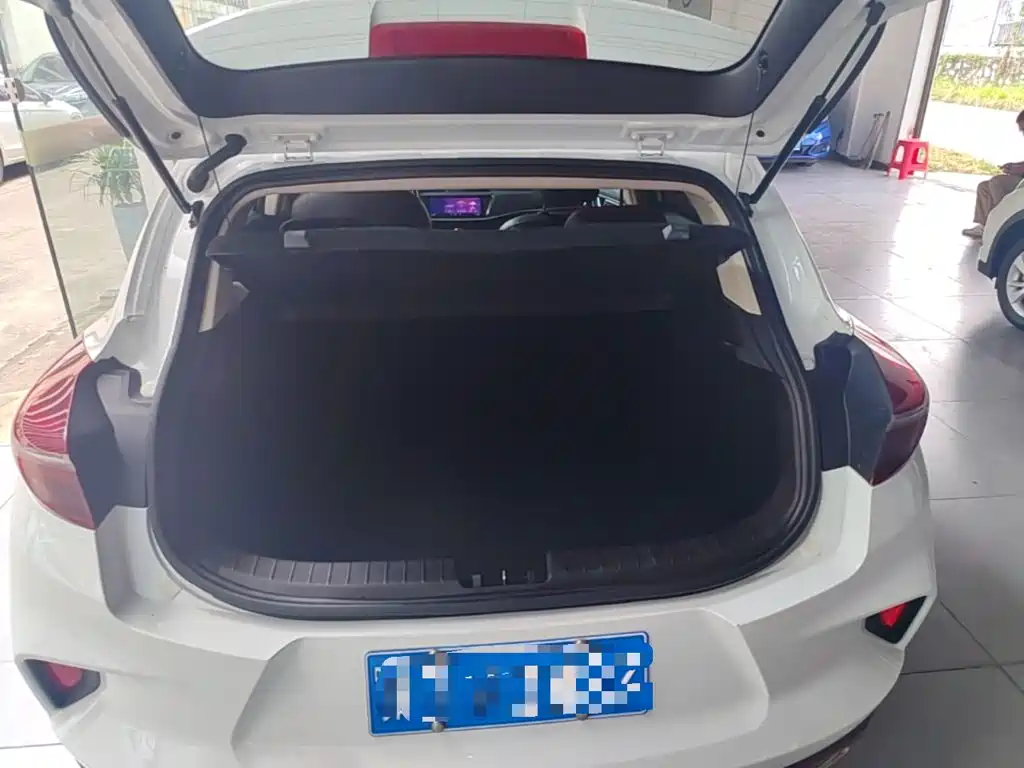 Geely Emgrand GS — миниатюра 19
