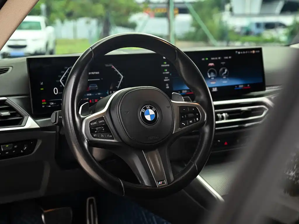BMW 2 Series (Import) — миниатюра 8