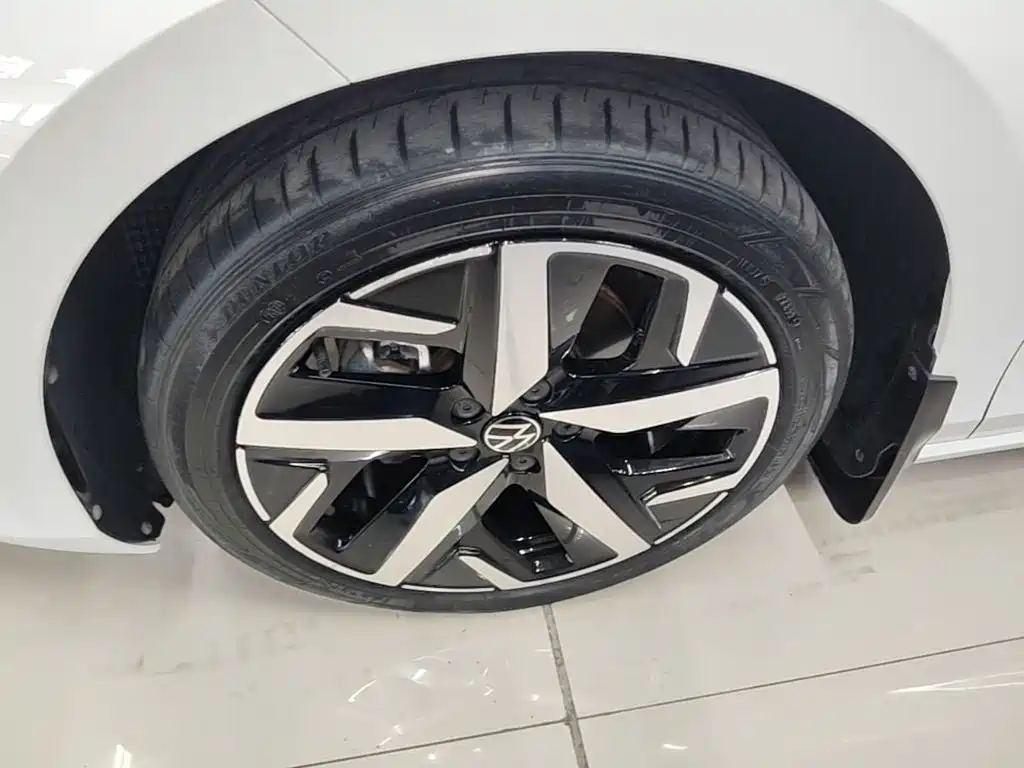 Volkswagen Lamando — миниатюра 23