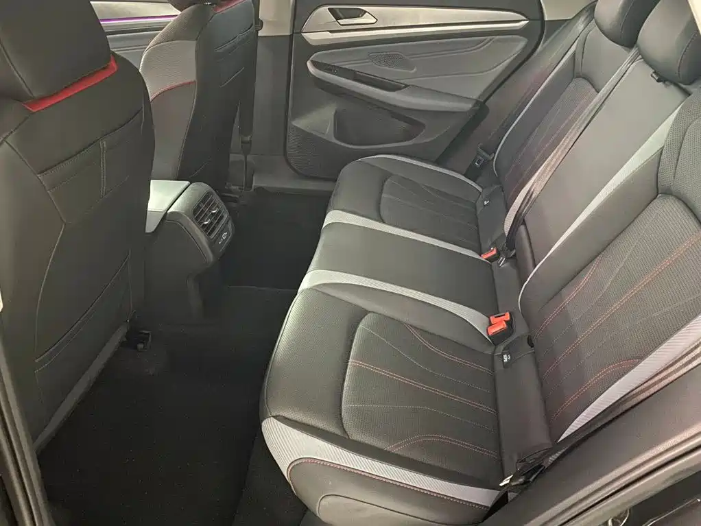 Volkswagen Lamando — миниатюра 9