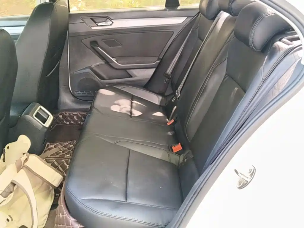 Volkswagen Lamando — миниатюра 17