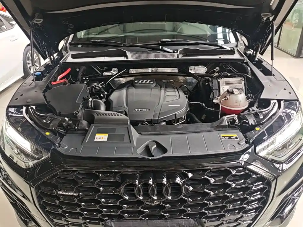 Audi Q5L Sportback — миниатюра 20