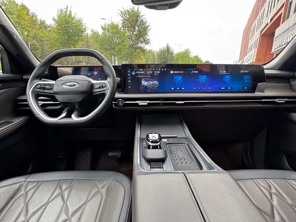 Ford Edge — миниатюра 11