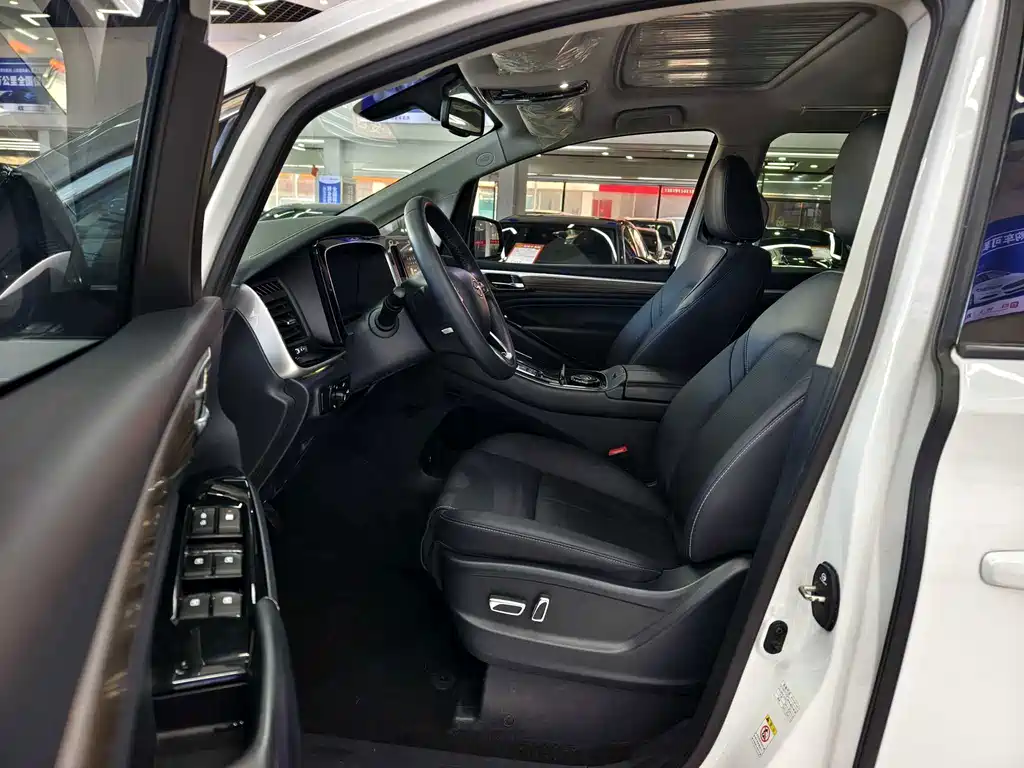 GAC Motor Trumpchi M8 — миниатюра 10