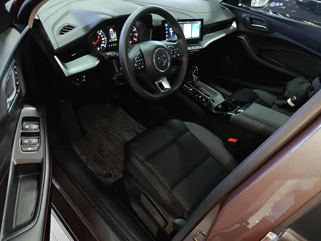 MG MG5 — миниатюра 15