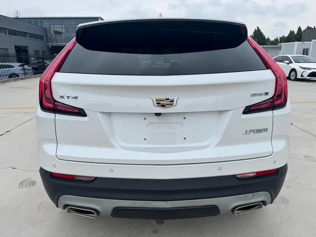 Cadillac XT4 — миниатюра 6