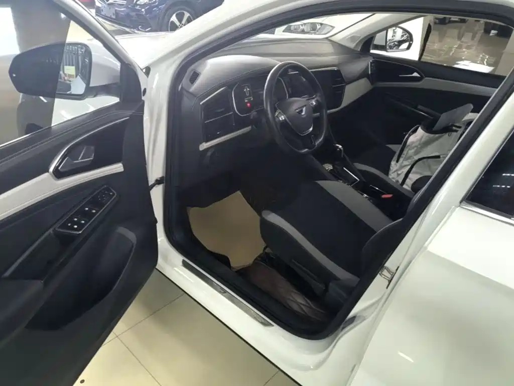 Jetta VS7 — миниатюра 16