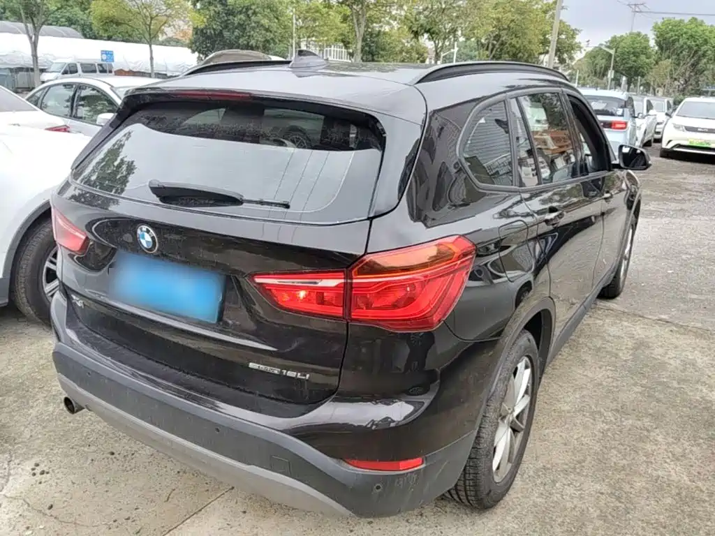BMW X1 — миниатюра 7