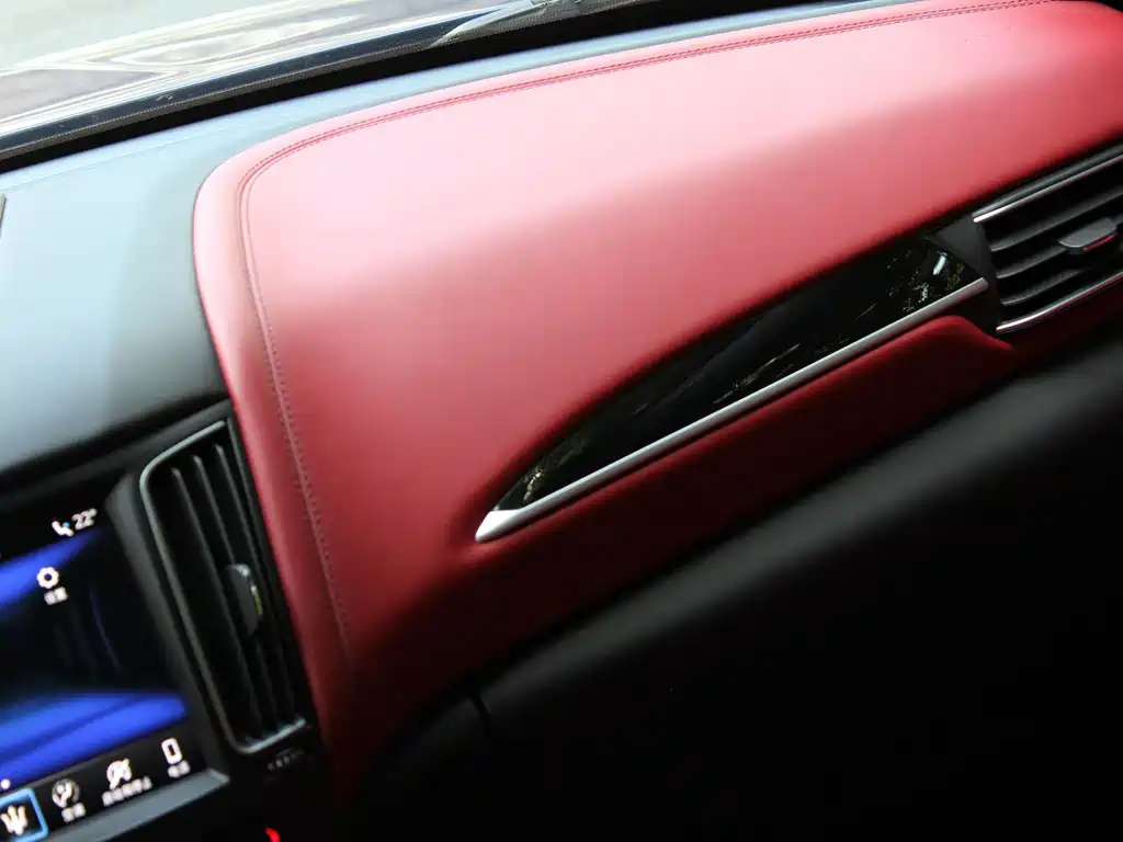 Maserati Levante — миниатюра 17