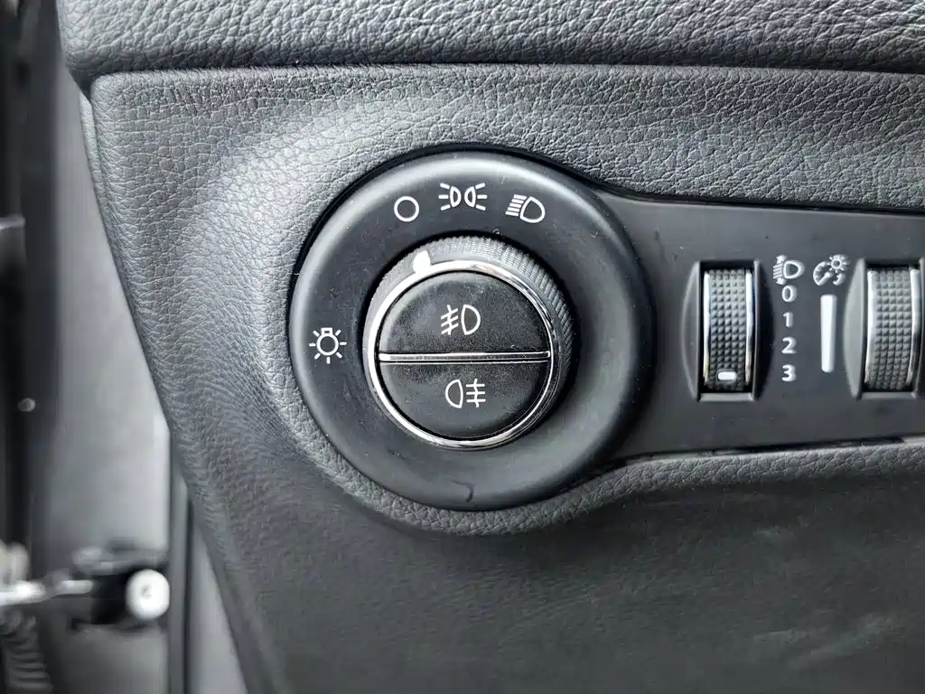 Jeep Compass — миниатюра 21