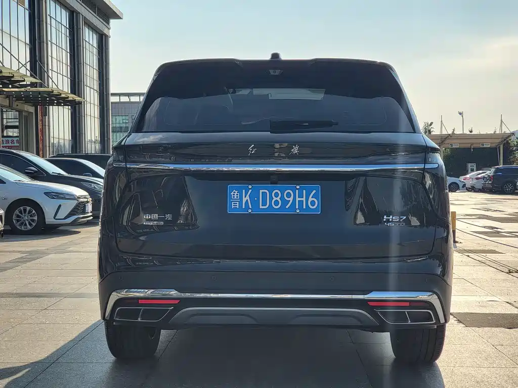 Hongqi HS7 2024 2.0T AT мест