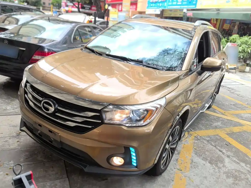 GAC Motor Trumpchi GS4