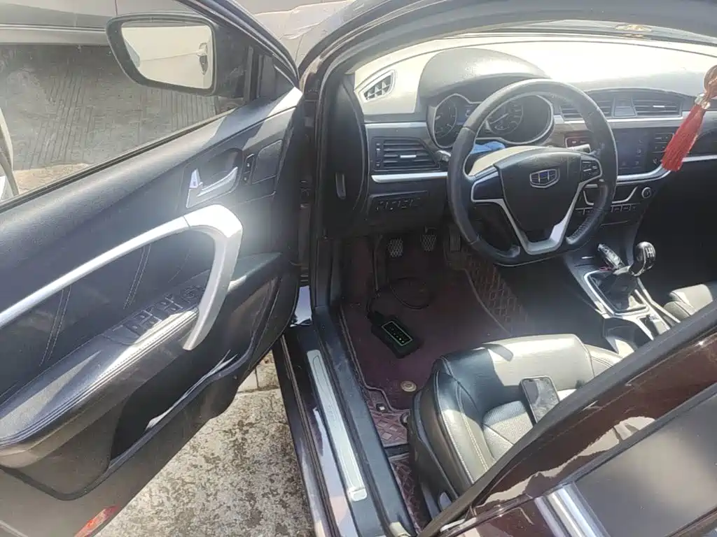 Geely Emgrand — миниатюра 16