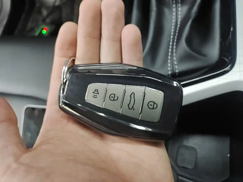 Geely Emgrand — миниатюра 9