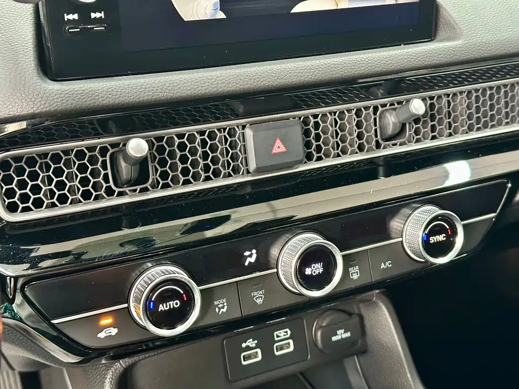Honda Civic — миниатюра 12