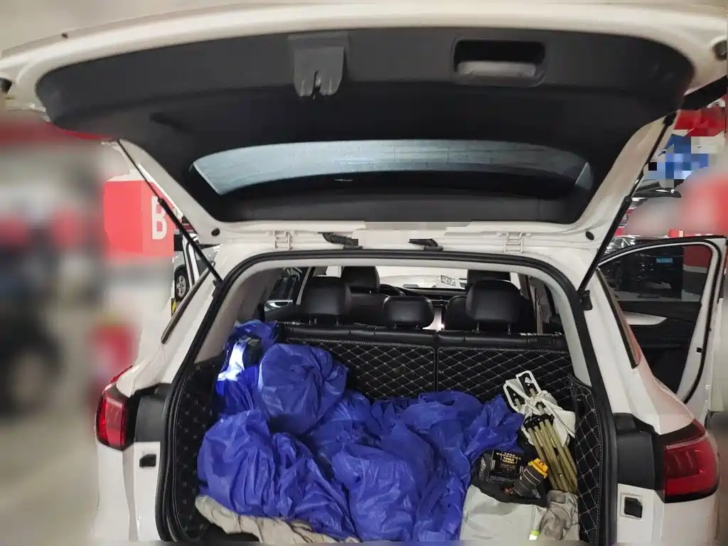 Roewe RX5 MAX — миниатюра 10