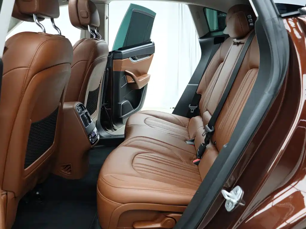 Maserati Levante — миниатюра 8