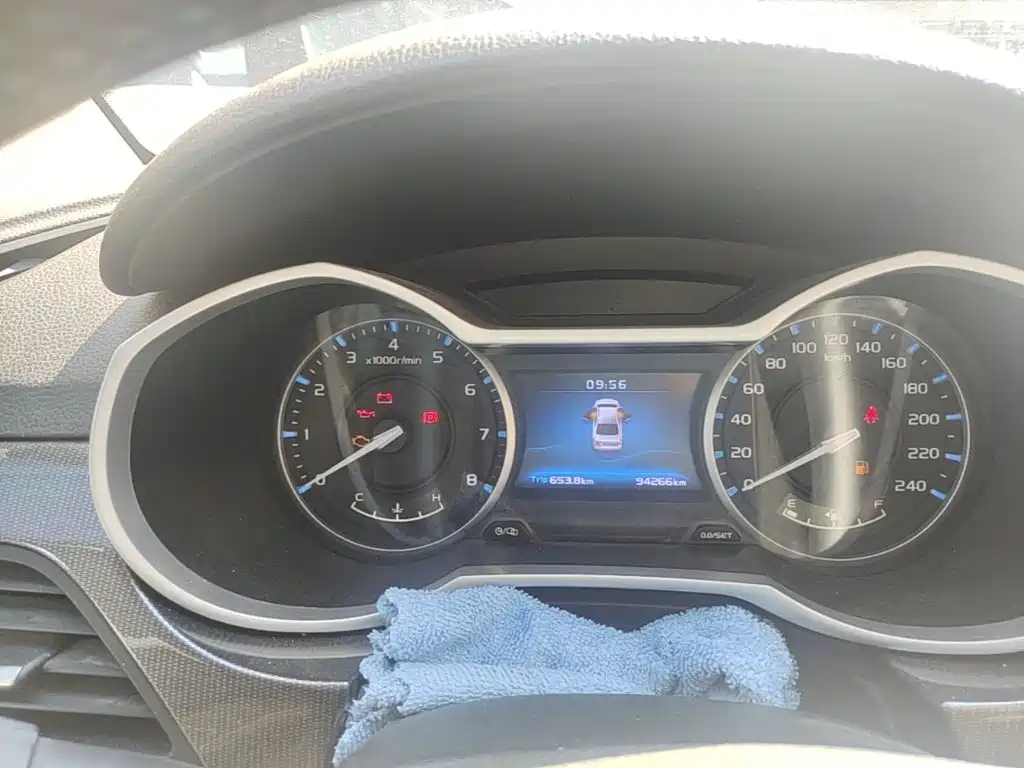 Geely Emgrand — миниатюра 12