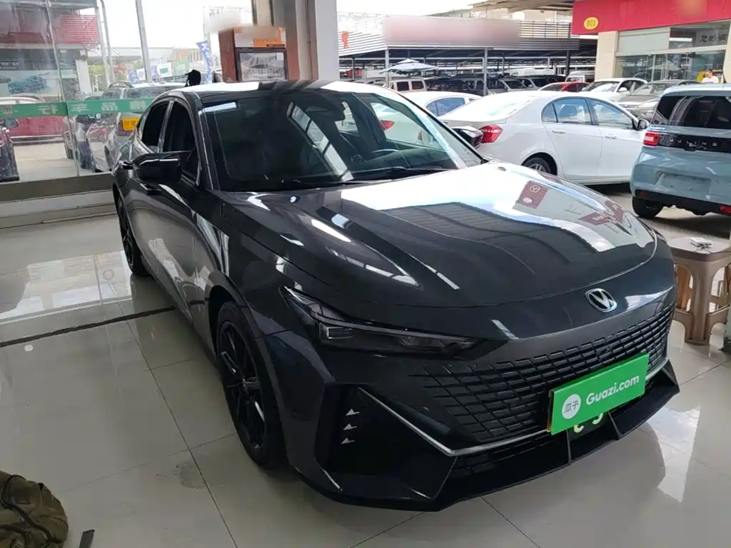 Changan UNI-V — миниатюра 4