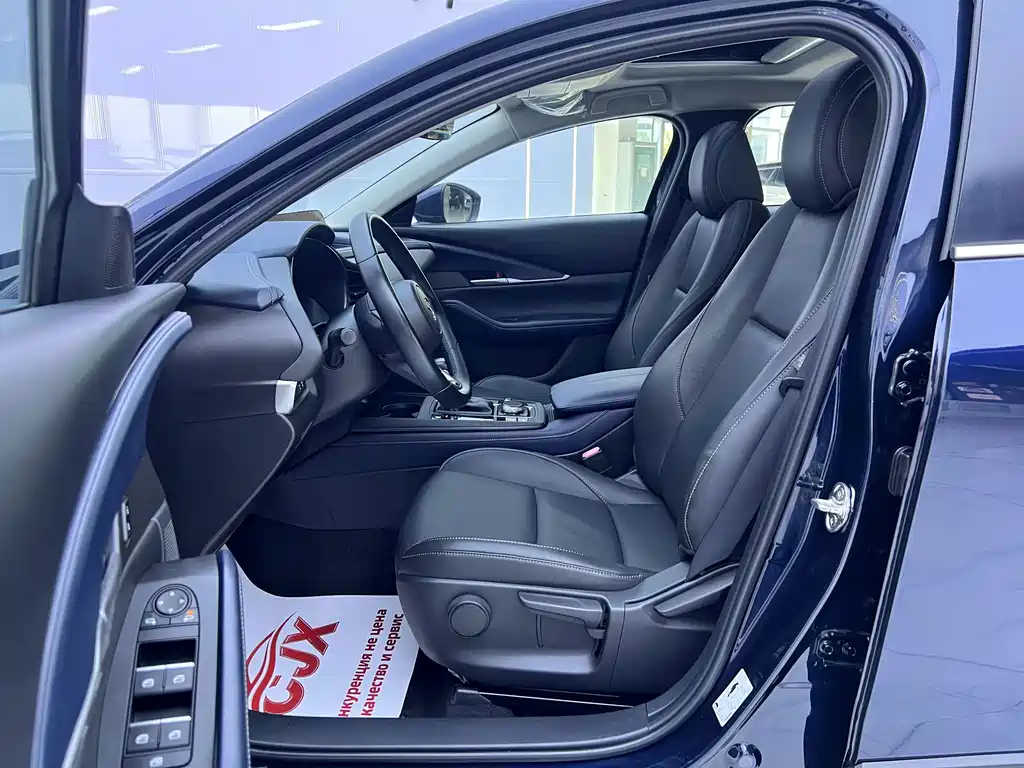 Mazda CX-30 — миниатюра 6