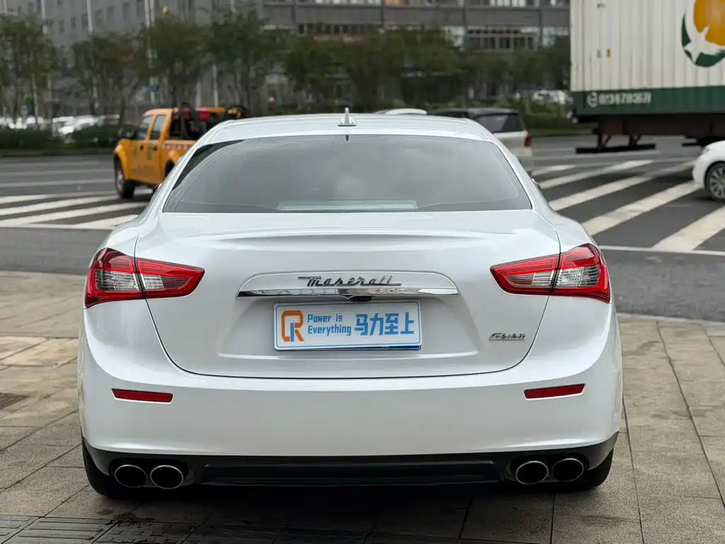 Maserati Ghibli — миниатюра 6