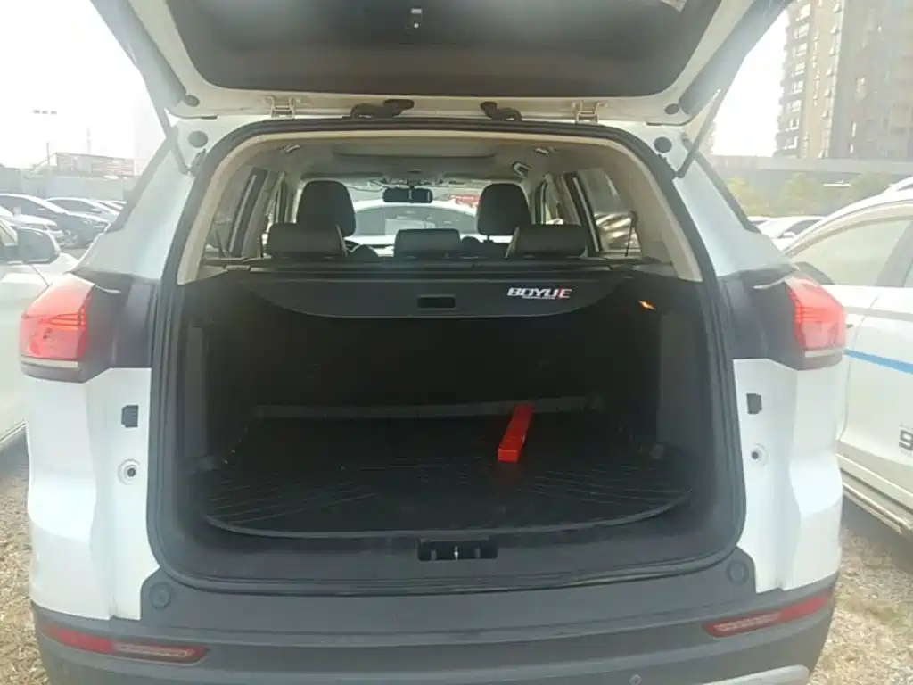 Geely Boyue — миниатюра 19