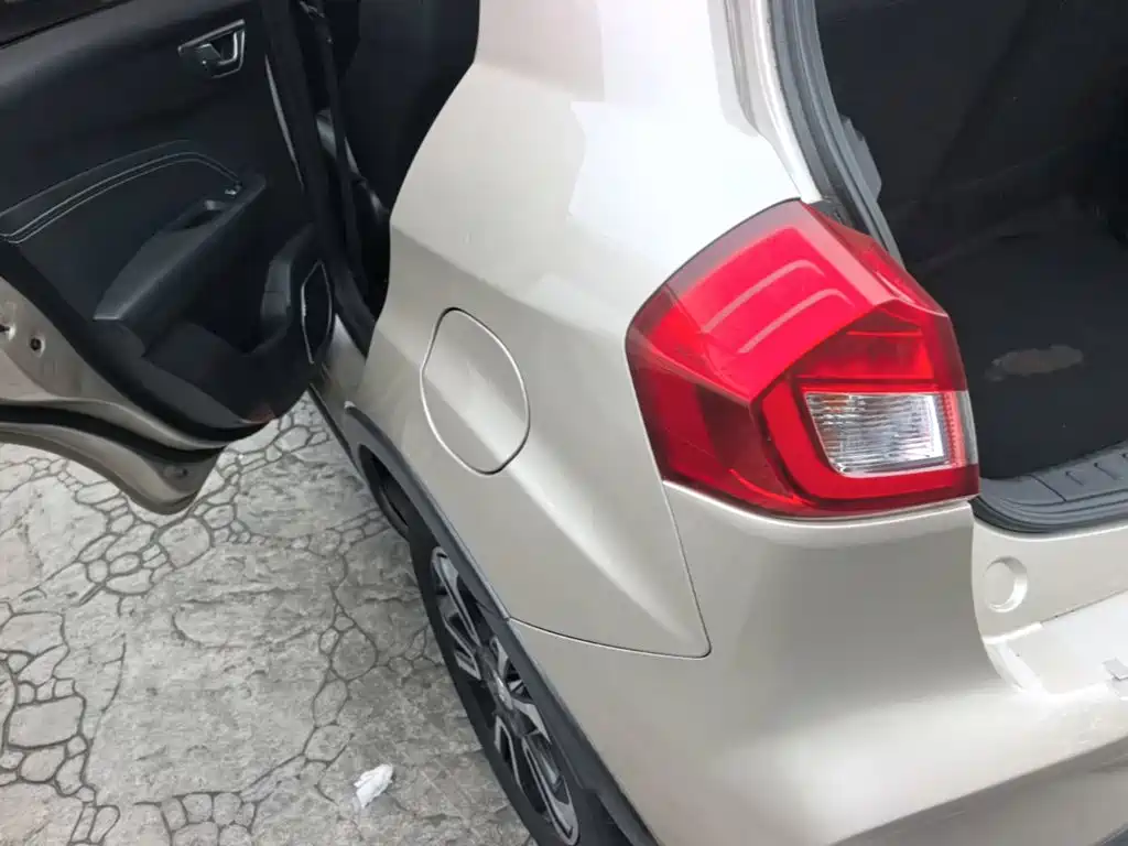 Geely Vision X3 — миниатюра 5