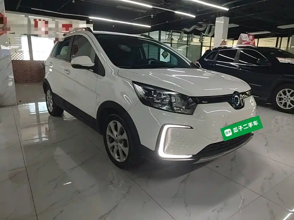BAIC New Energy EC5 — миниатюра 4