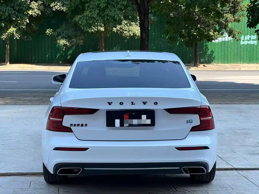 Volvo S60 — миниатюра 8