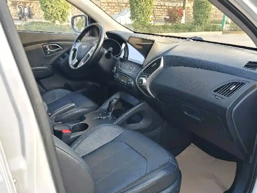 Hyundai ix35 — миниатюра 7
