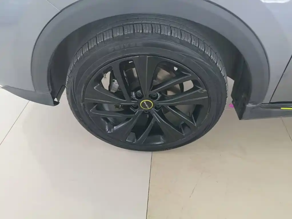 Roewe RX5 New Energy — миниатюра 23
