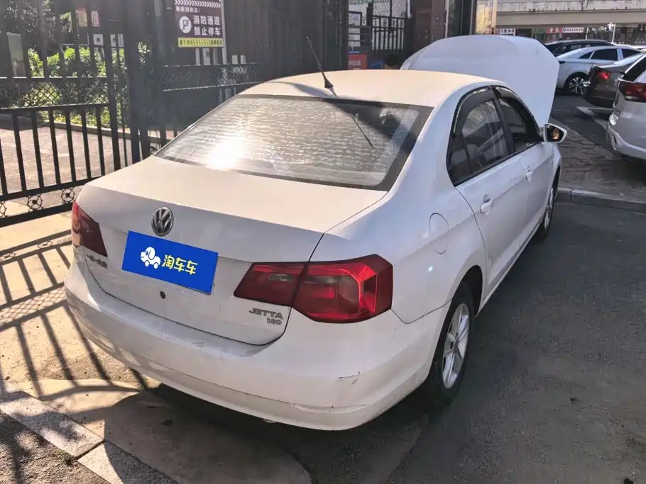 Volkswagen Jetta — миниатюра 3
