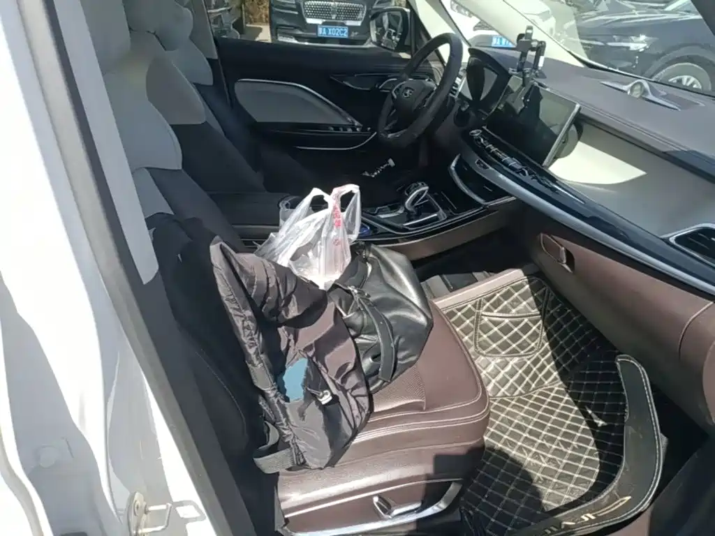 Geely Jia Ji — миниатюра 25