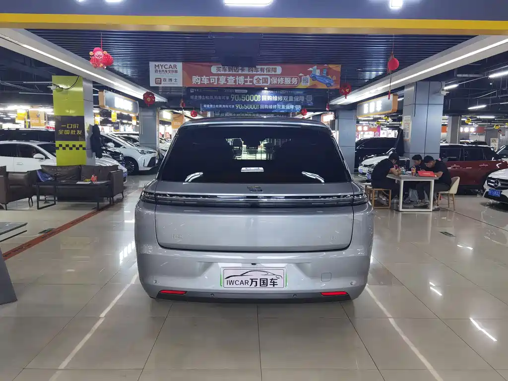 Li Auto Li L8 — миниатюра 4