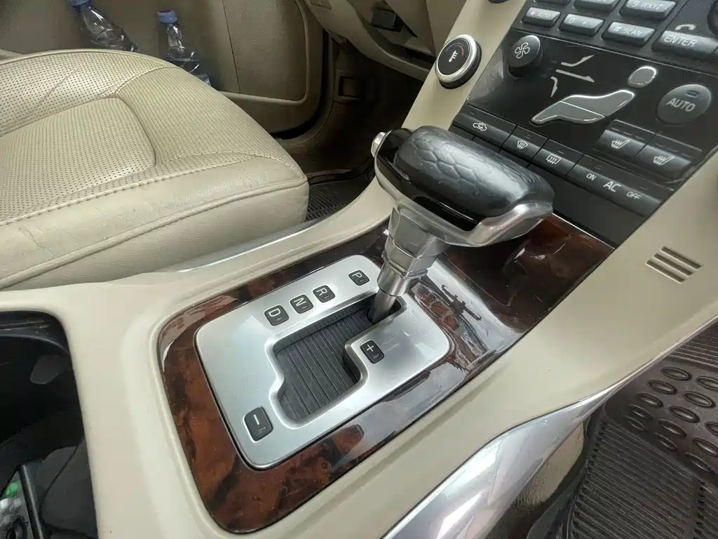 Volvo S80L — миниатюра 7