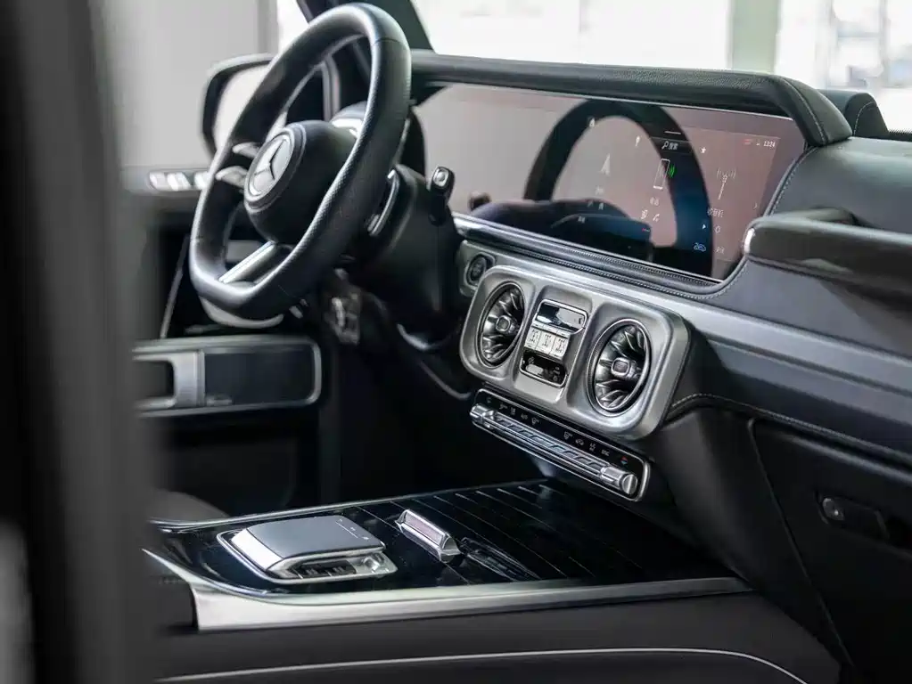 Mercedes-Benz G-Class — миниатюра 5