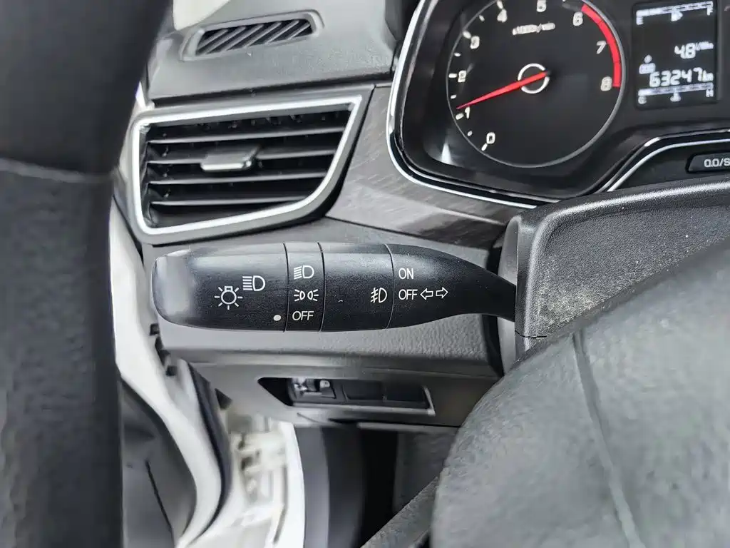 Baojun 310 — миниатюра 21