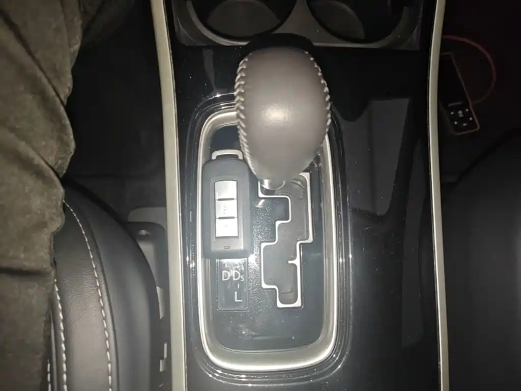 Mitsubishi Outlander — миниатюра 14